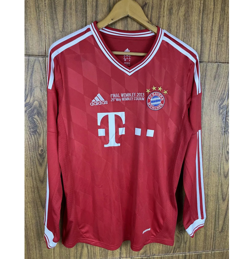 2013-14 Bayern Munich Retro Long Sleeve Home Kit Soccer Jersey